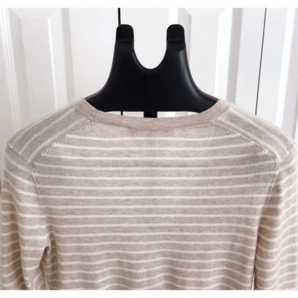 LOFT Sz XS Chic Taupe / White Striped V-Neck Cardi - Picture 4 of 7